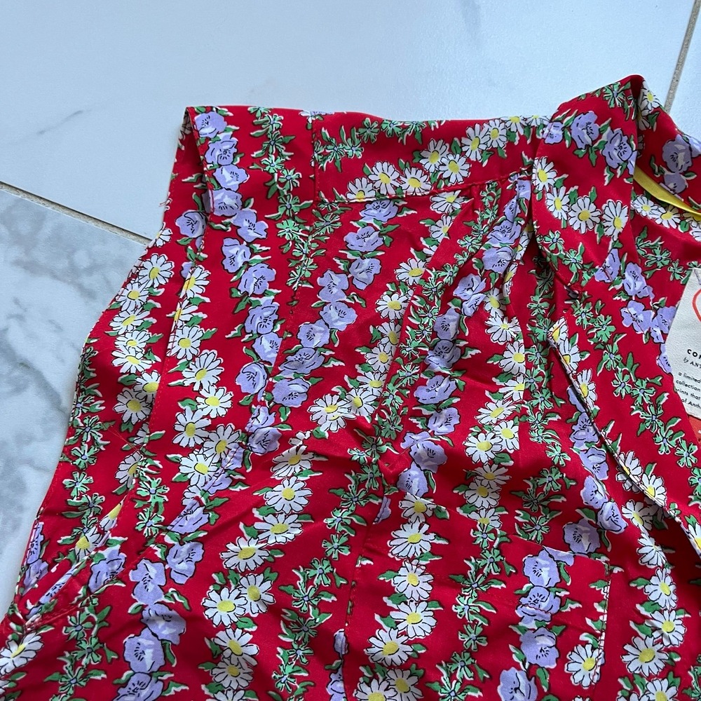 Anthropologie 49 of 52 Conversations Red Floral Blouse Medium - Picture 4 of 9